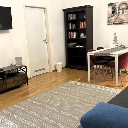 Casa Nostra - Ruhige Stadtwohnung Mit Balkon Wiedeń Zewnętrze zdjęcie