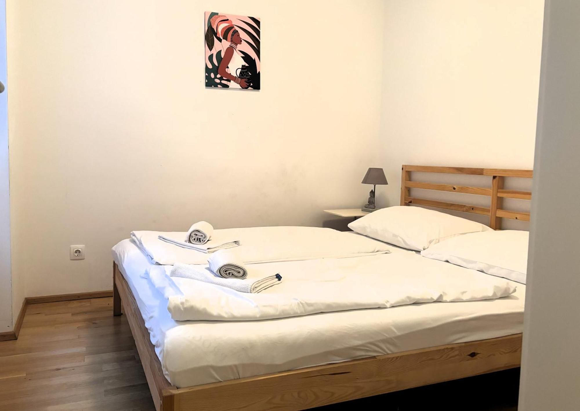 Casa Nostra - Ruhige Stadtwohnung Mit Balkon Wiedeń Zewnętrze zdjęcie